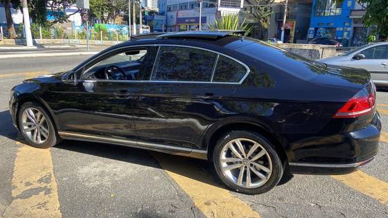 VOLKSWAGEN PASSAT 2.0 16V TSI BLUEMOTION GASOLINA COMFORTLINE 4P DSG VOLKSWAGEN PASSAT 2.0 16V TSI BLUEMOTION GASOLINA COMFORTLINE 4P DSG
